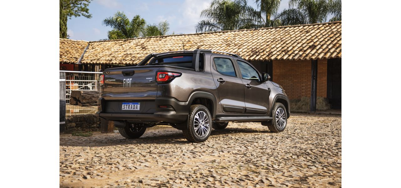 Fiat Strada Ranch 1.3 CVT CD custa R$ 127.890